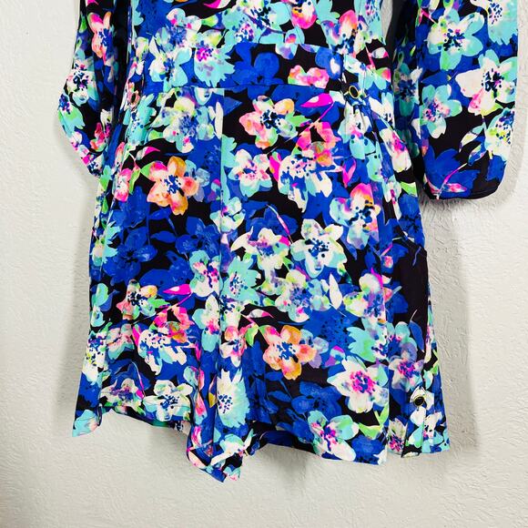 NEW! Yumi Kim Silk Romper Floral Blue Pink Shorts Jumpsuit Casual - S - Picture 6 of 8